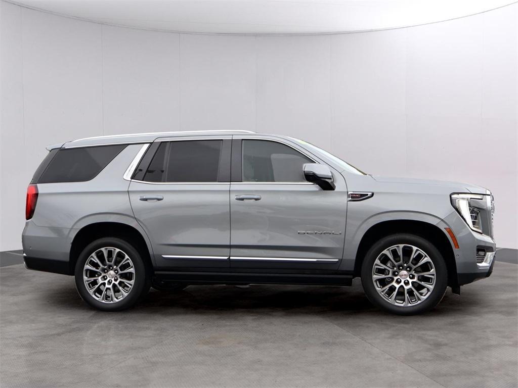 used 2025 GMC Yukon car, priced at $81,977