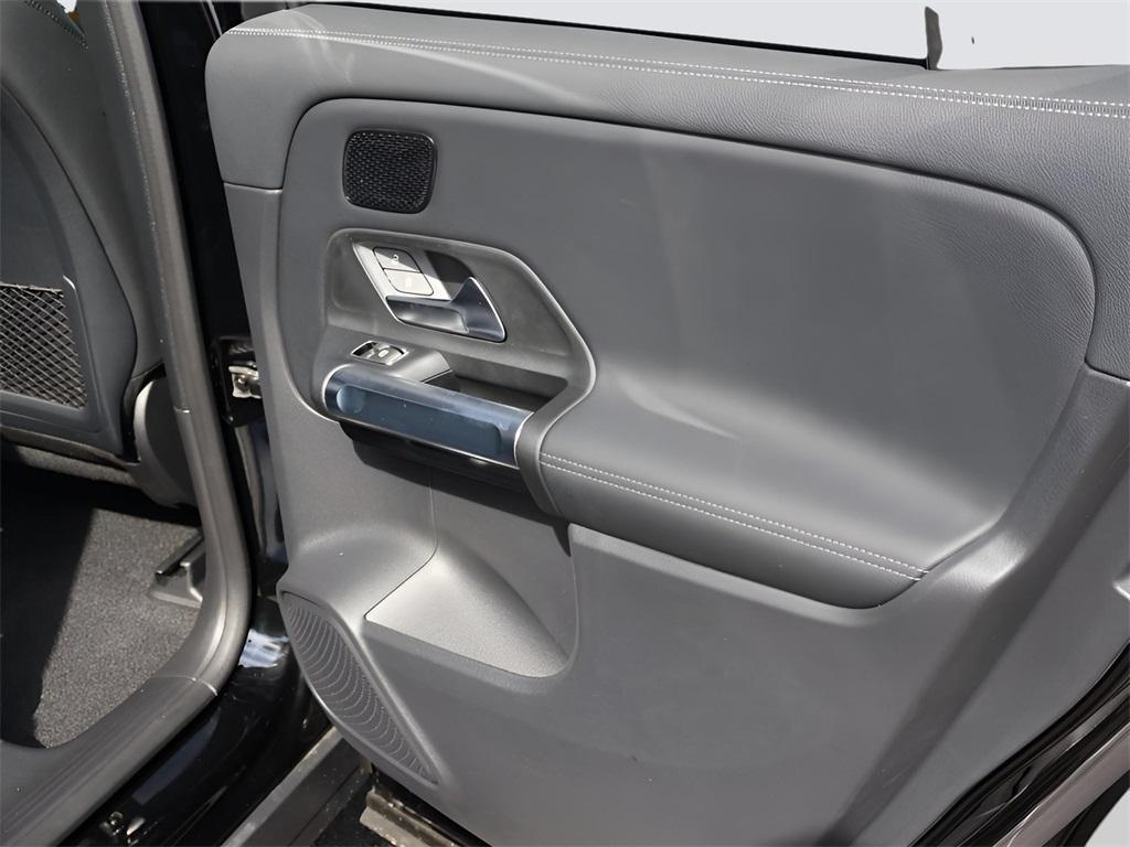 new 2025 Mercedes-Benz EQB 350 car, priced at $66,320