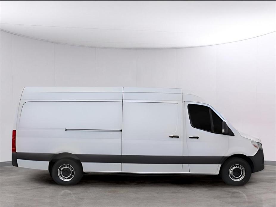 new 2024 Mercedes-Benz Sprinter 2500 car, priced at $63,618