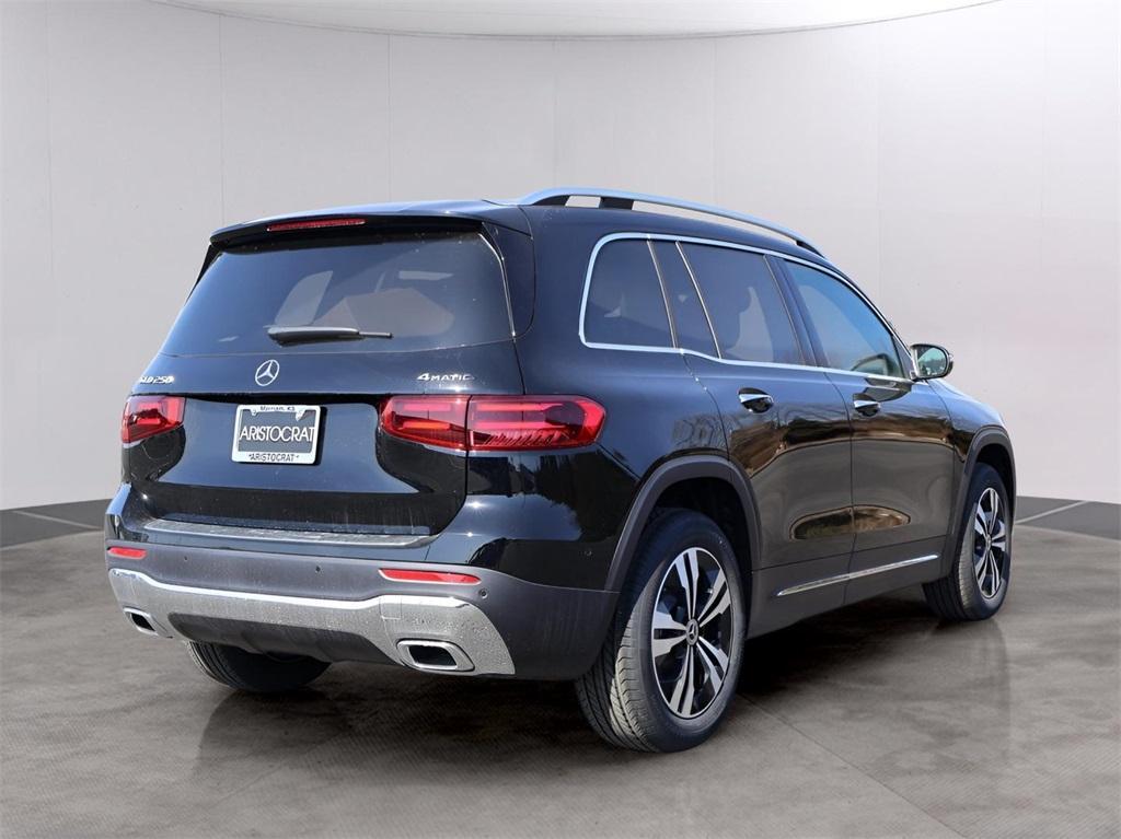 new 2025 Mercedes-Benz GLB 250 car, priced at $52,115