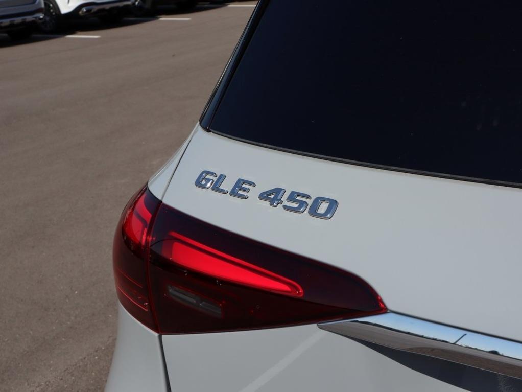 new 2026 Mercedes-Benz GLE 450 car, priced at $84,275