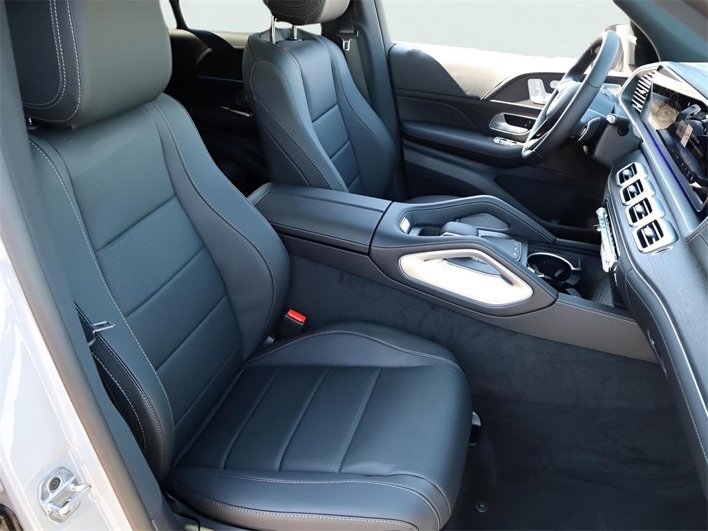 new 2026 Mercedes-Benz GLE 450 car, priced at $84,275