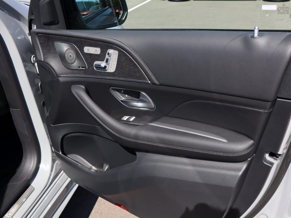 new 2026 Mercedes-Benz GLE 450 car, priced at $84,275