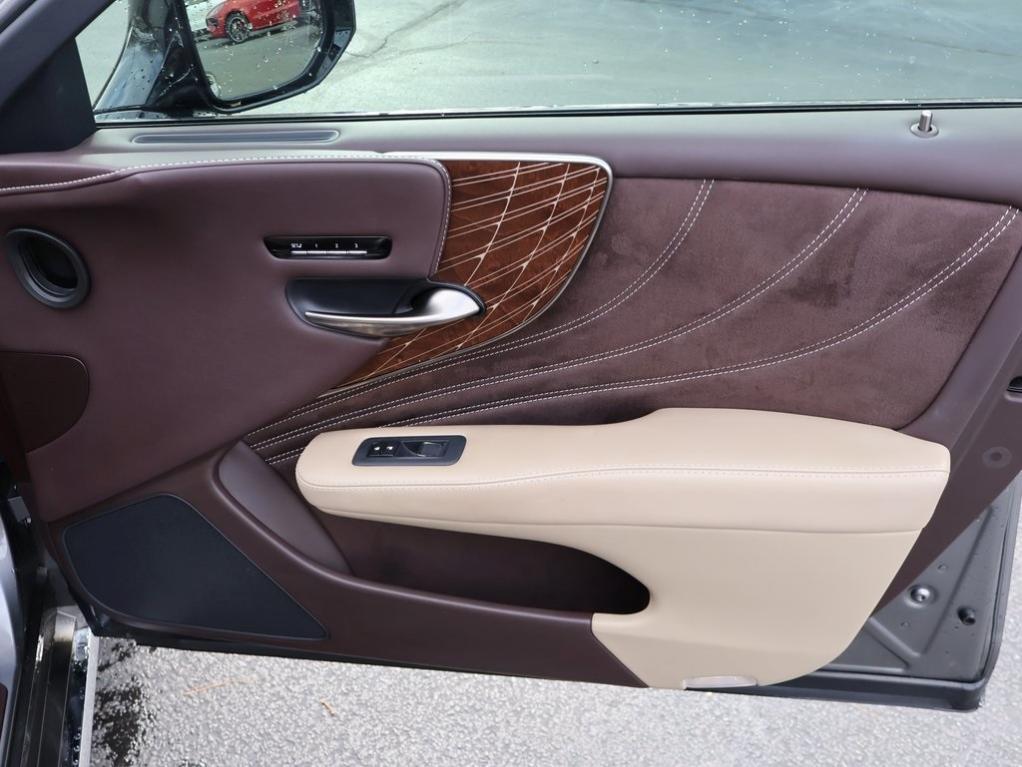 used 2018 Lexus LS 500 car, priced at $41,577