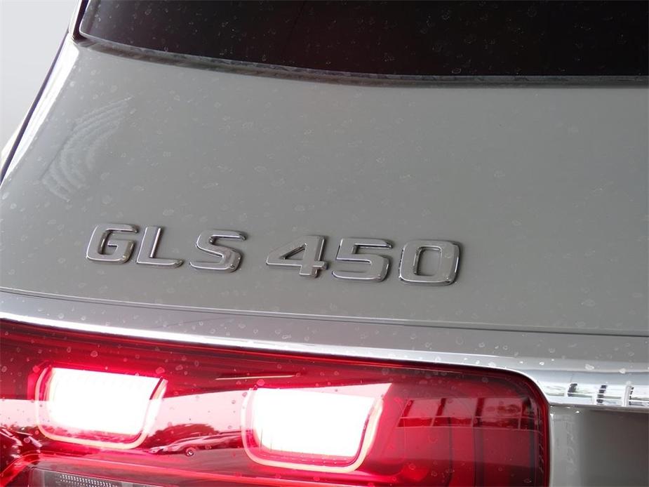 new 2025 Mercedes-Benz GLS 450 car, priced at $111,655