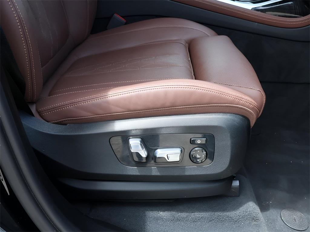 used 2023 BMW X7 car, priced at $83,277