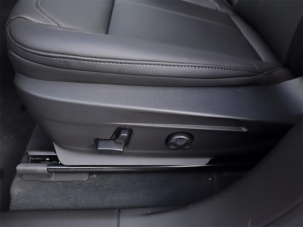 used 2024 Alfa Romeo Stelvio car, priced at $39,977