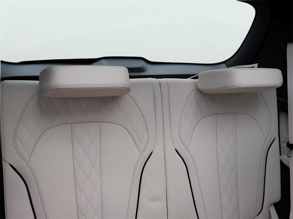 used 2022 BMW X7 car, priced at $50,977