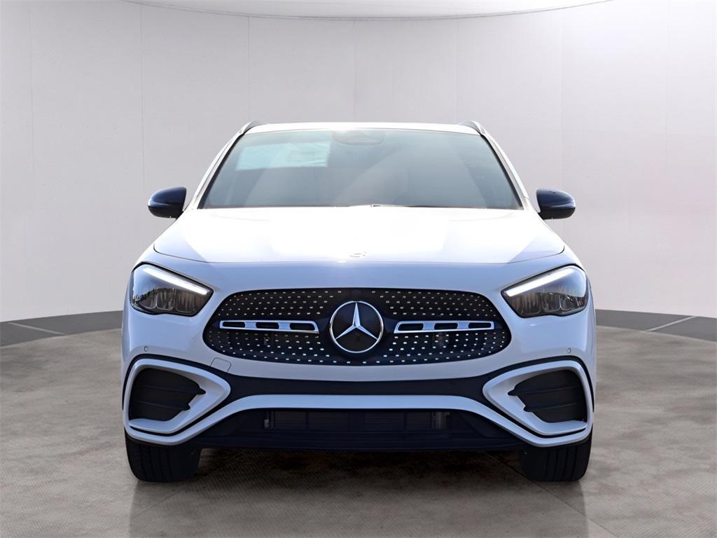 new 2025 Mercedes-Benz GLA 250 car, priced at $51,655