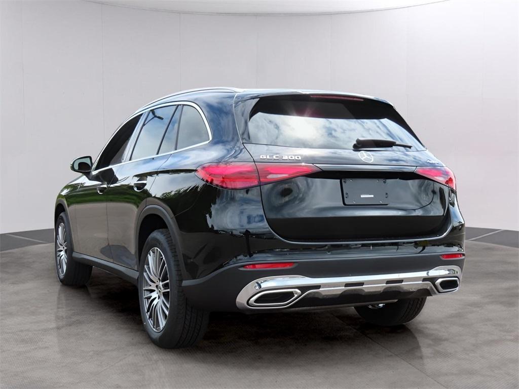 new 2025 Mercedes-Benz GLC 300 car, priced at $57,295