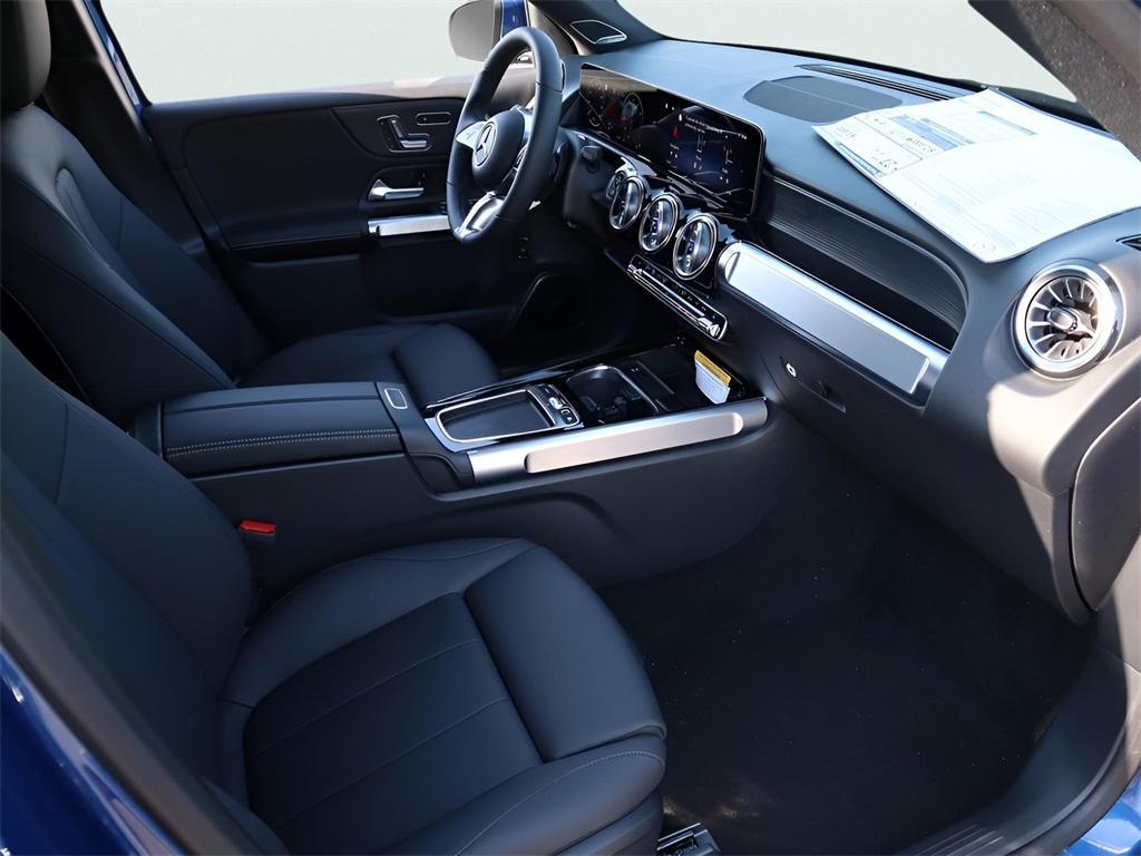 new 2026 Mercedes-Benz GLB 250 car, priced at $57,880