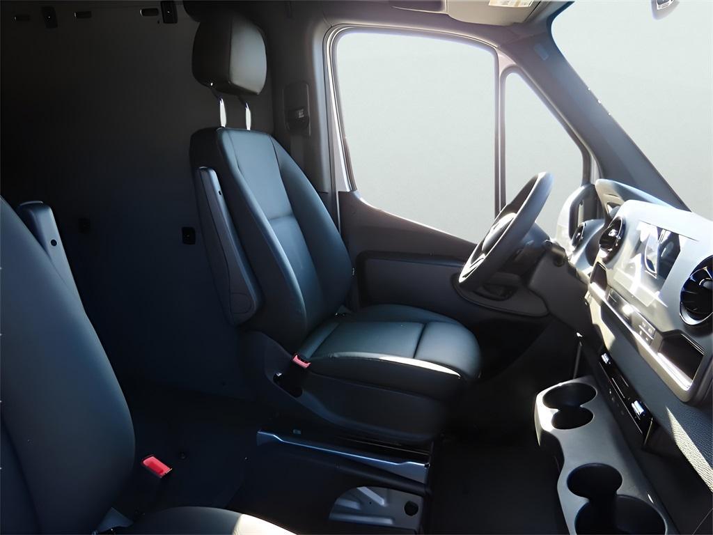 new 2024 Mercedes-Benz Sprinter 2500 car, priced at $68,936