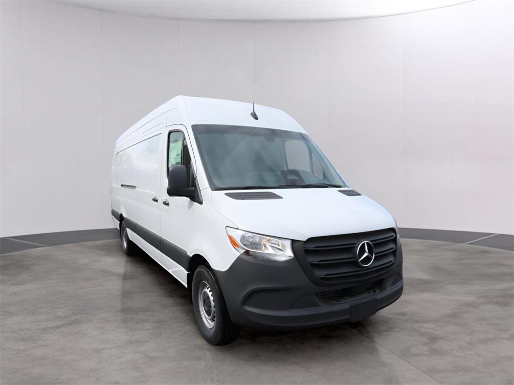 new 2025 Mercedes-Benz Sprinter 2500 car, priced at $65,708