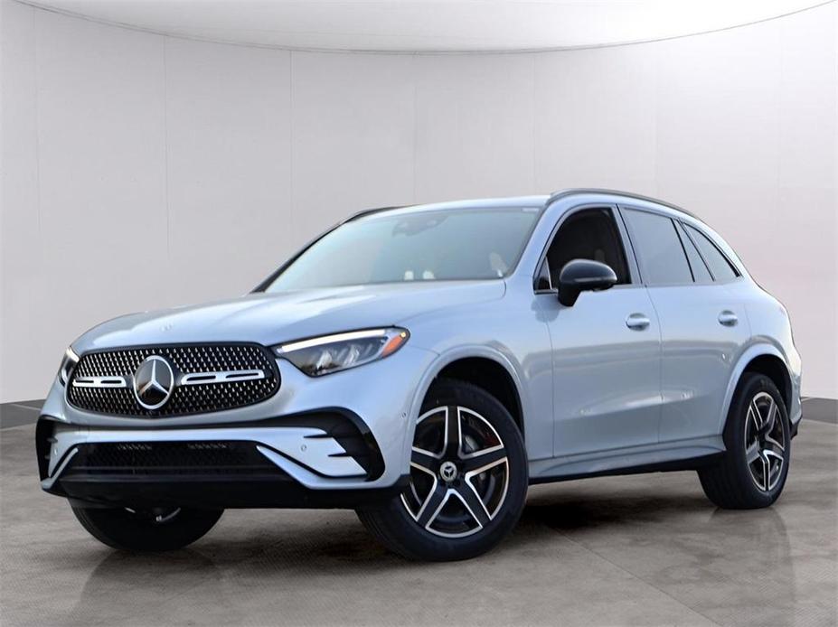 new 2025 Mercedes-Benz GLC 300 car, priced at $64,215