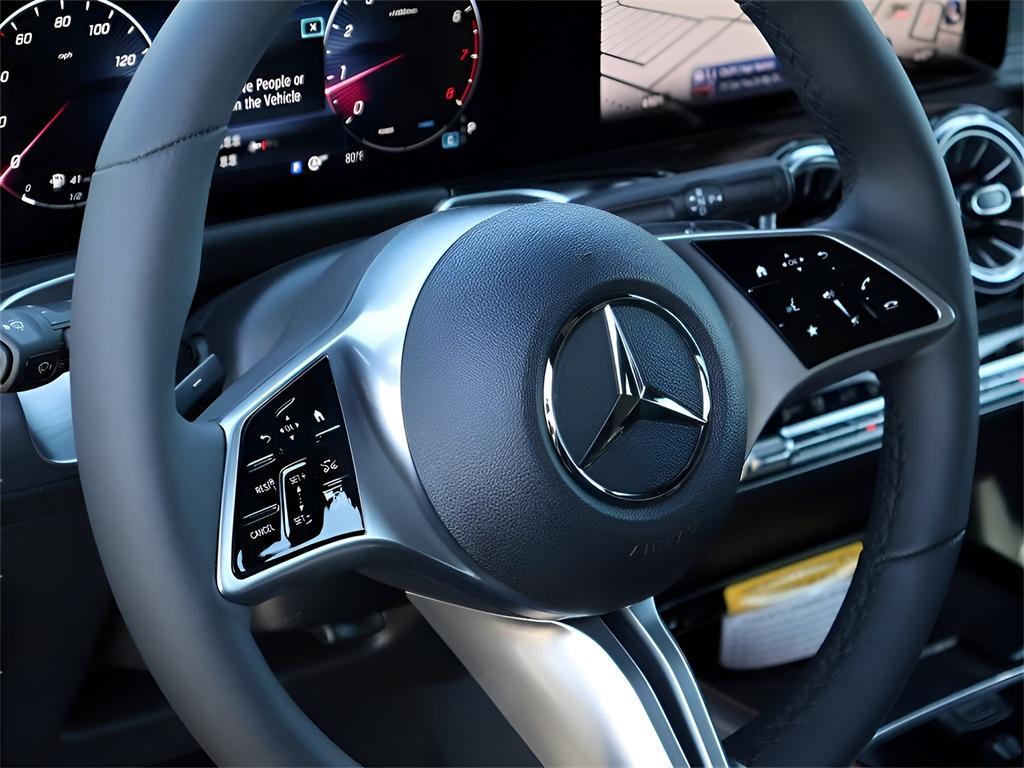 new 2025 Mercedes-Benz GLB 250 car, priced at $57,085