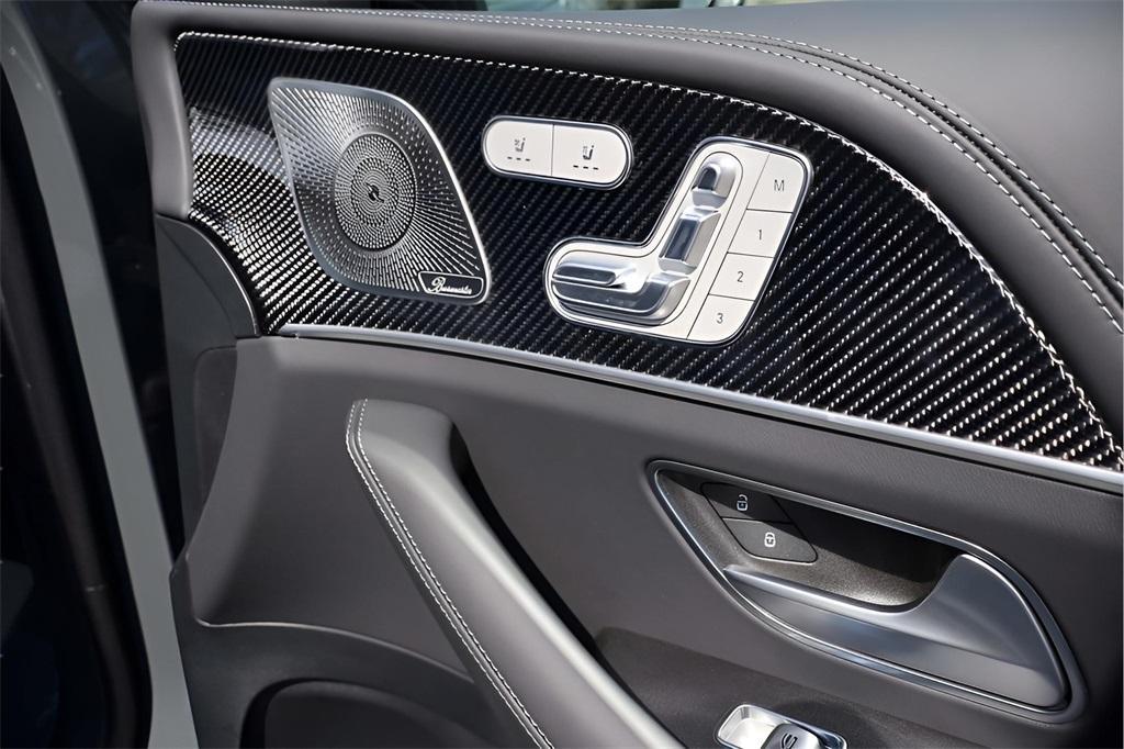new 2025 Mercedes-Benz AMG GLE 63 car, priced at $152,070