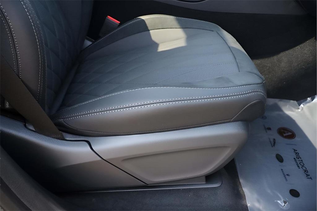 new 2025 Mercedes-Benz AMG GLE 63 car, priced at $152,070
