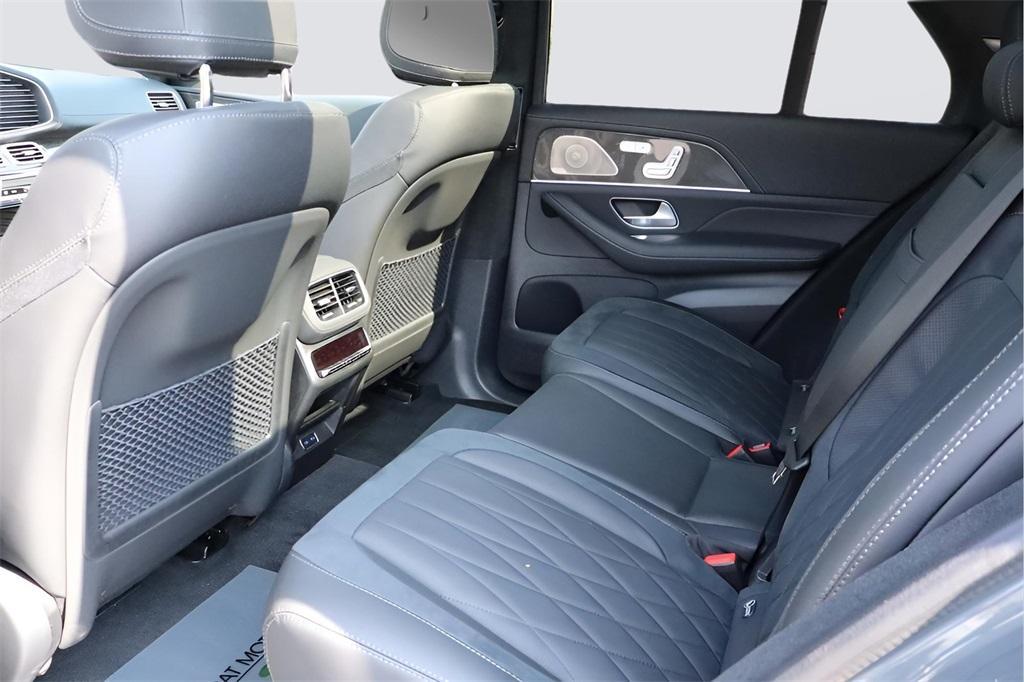 new 2025 Mercedes-Benz AMG GLE 63 car, priced at $152,070