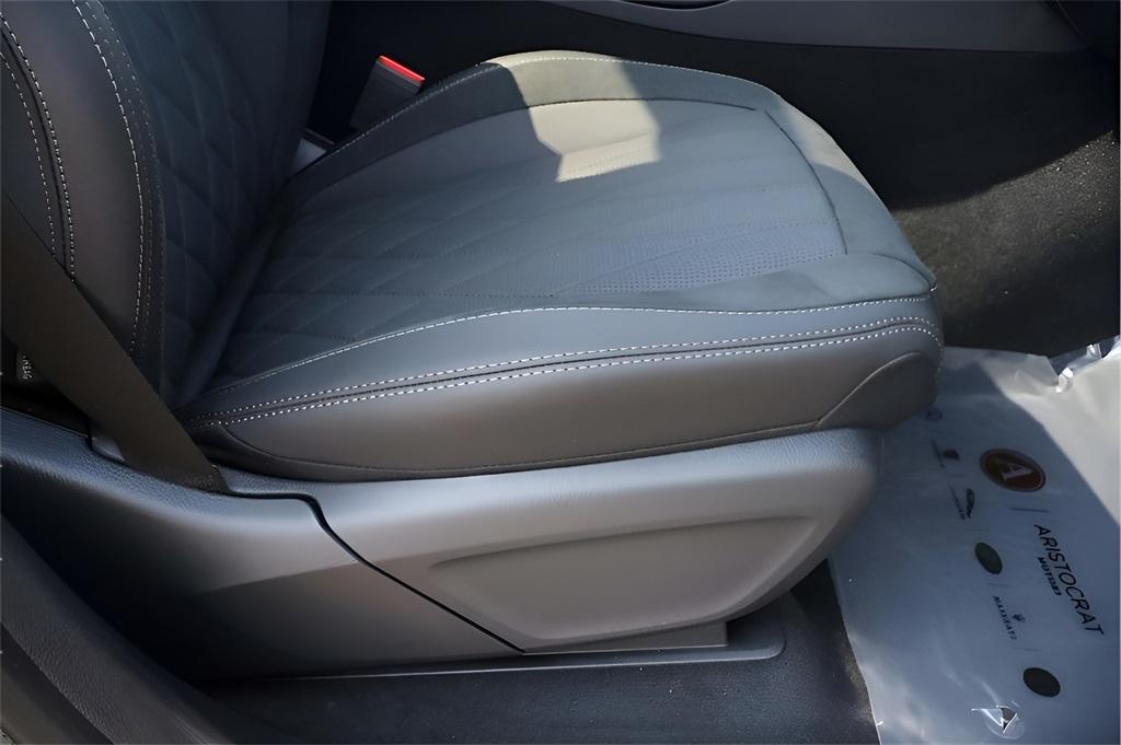new 2025 Mercedes-Benz AMG GLE 63 car, priced at $152,070