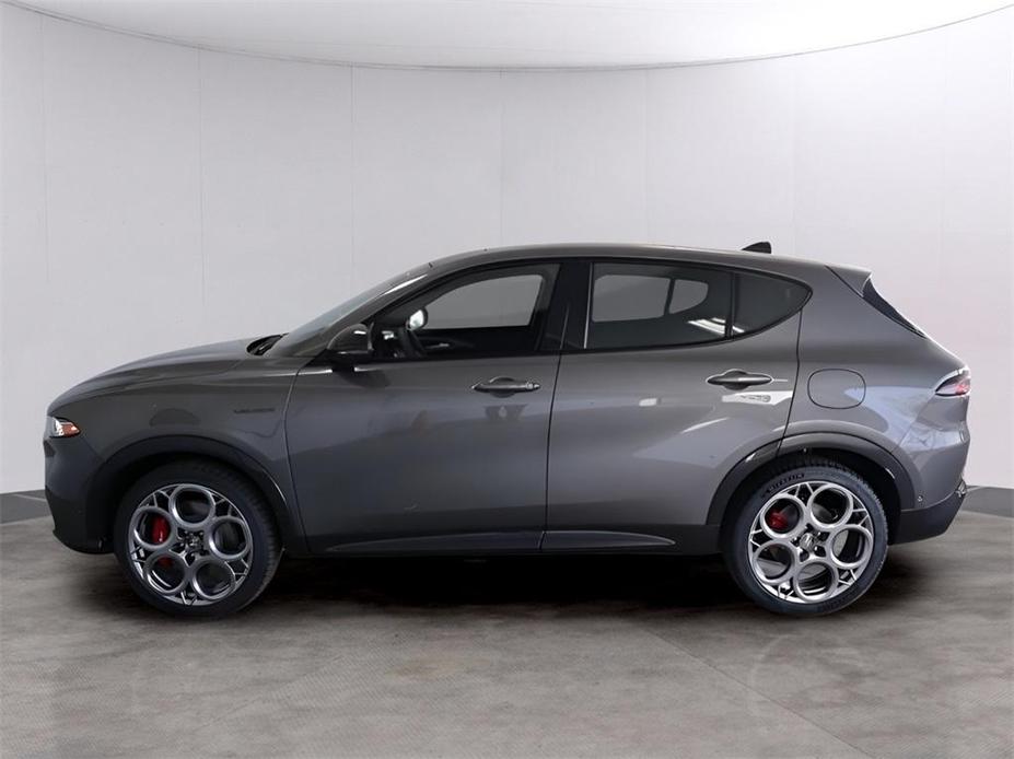 new 2024 Alfa Romeo Tonale car, priced at $56,800