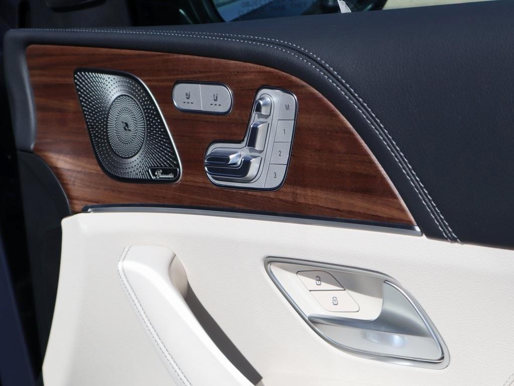 new 2026 Mercedes-Benz GLE 450 car, priced at $90,460