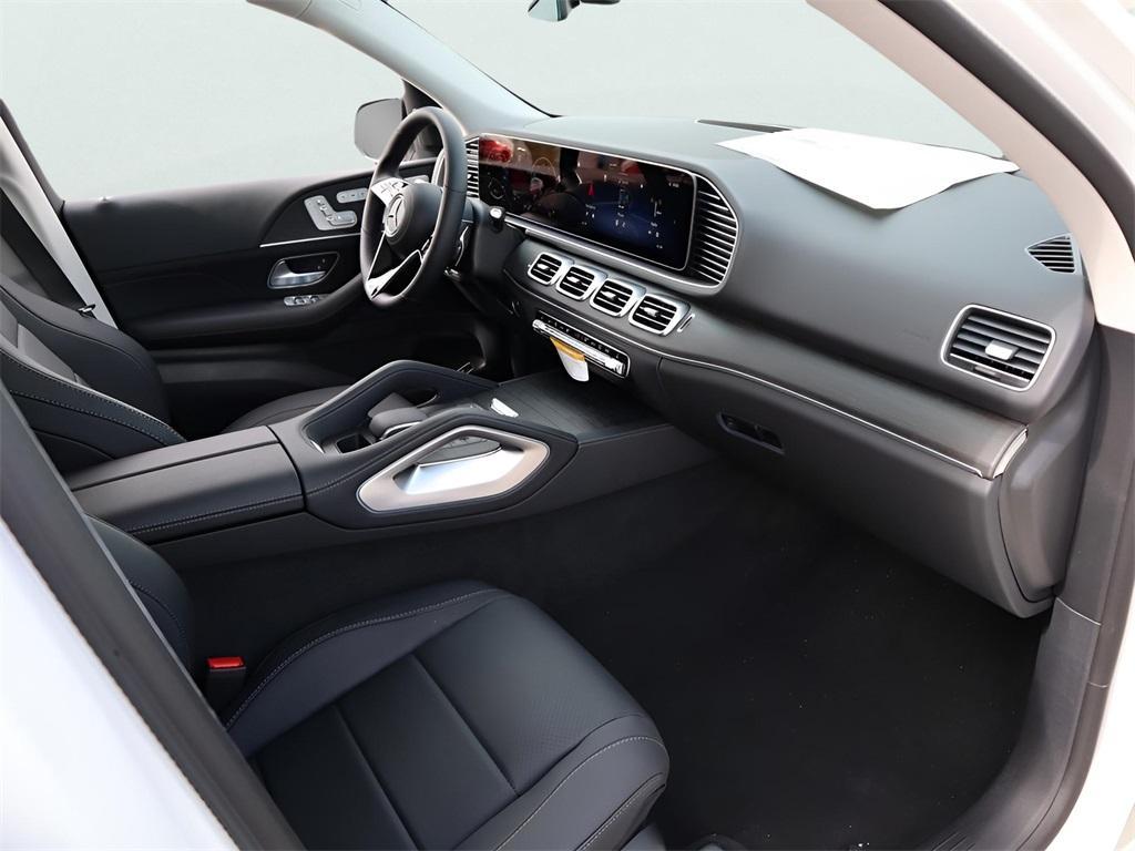 new 2026 Mercedes-Benz GLE 450 car, priced at $84,150