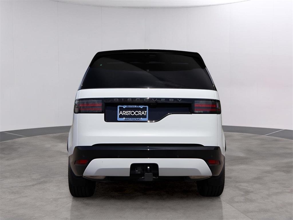 new 2025 Land Rover Discovery car, priced at $77,003