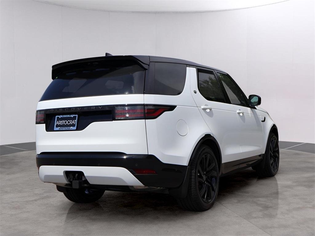 new 2025 Land Rover Discovery car, priced at $77,003