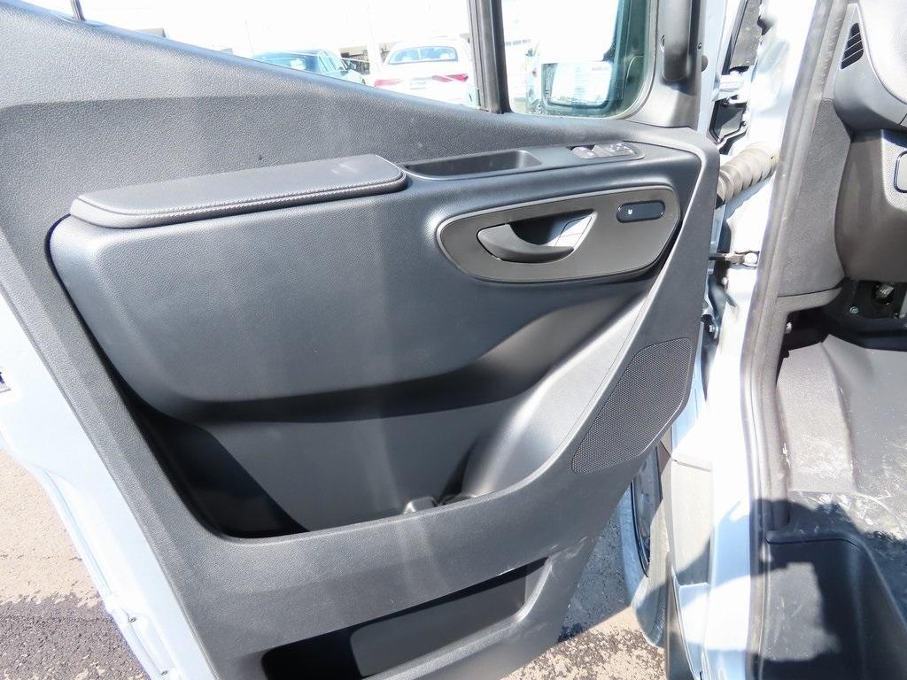 new 2025 Mercedes-Benz Sprinter 2500 car, priced at $70,606