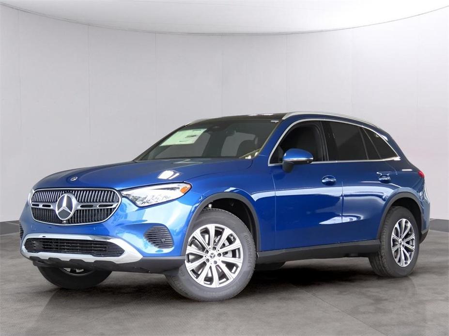 new 2025 Mercedes-Benz GLC 300 car, priced at $58,565