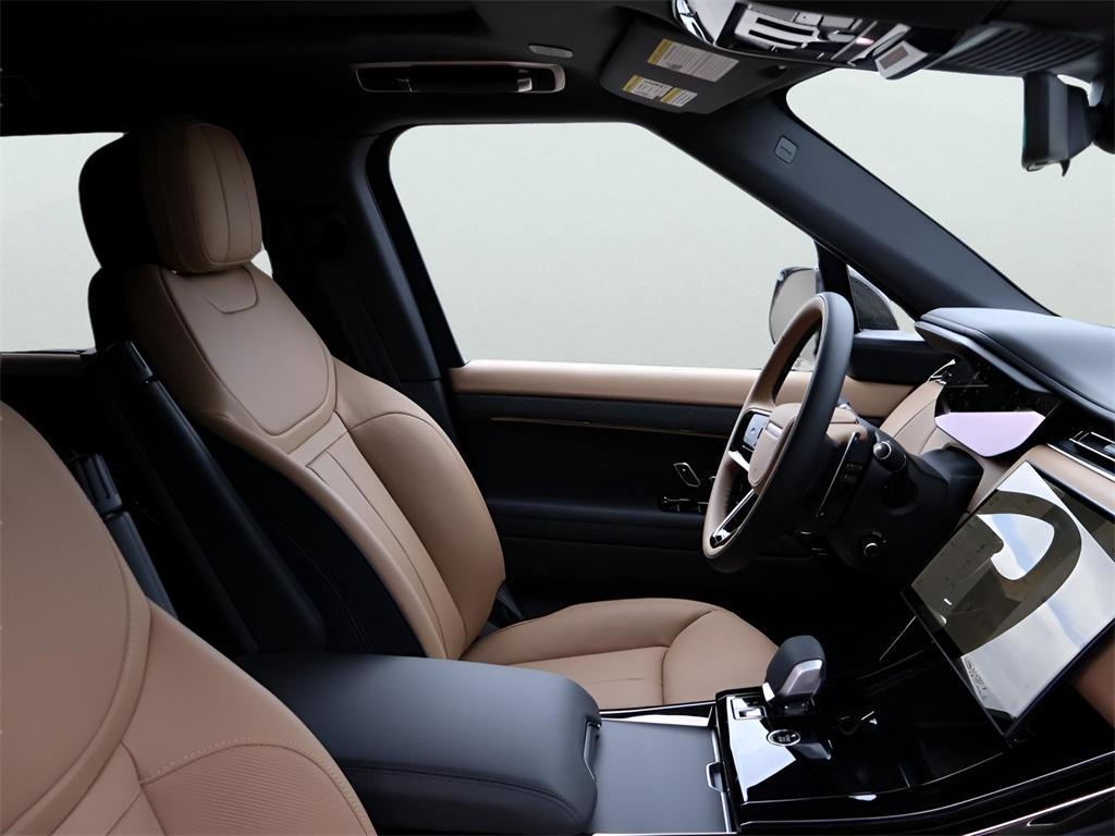 new 2025 Land Rover Range Rover Sport car, priced at $113,385