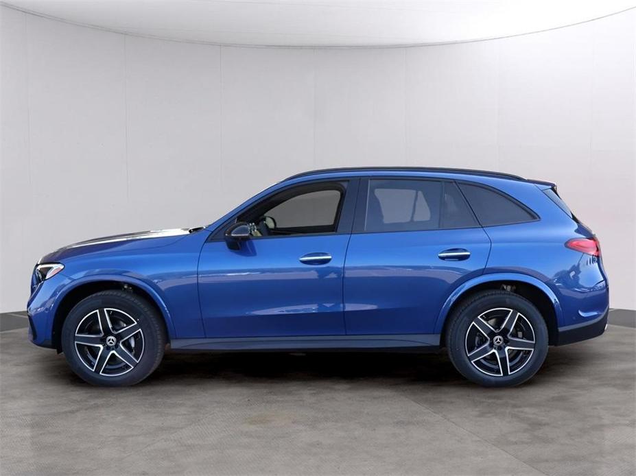 new 2025 Mercedes-Benz GLC 300 car, priced at $64,215