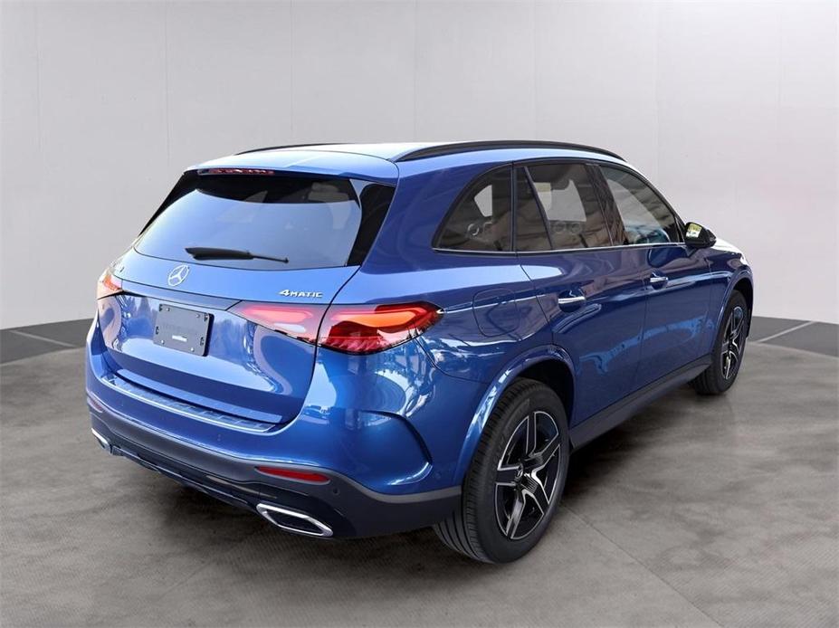 new 2025 Mercedes-Benz GLC 300 car, priced at $64,215