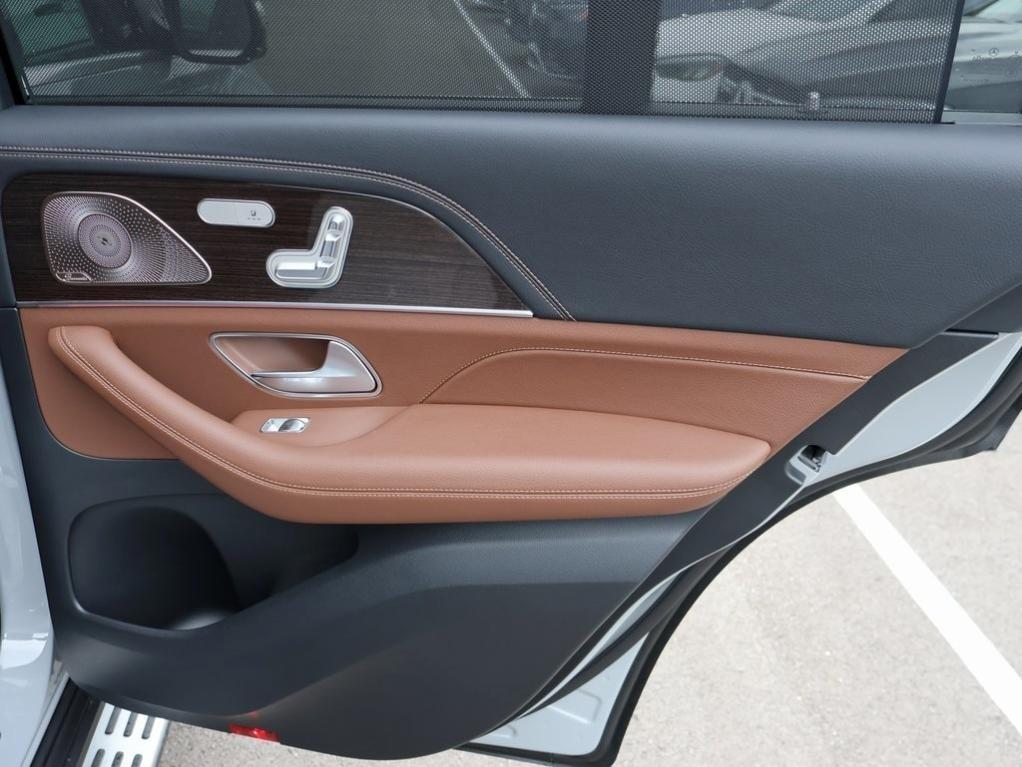 new 2026 Mercedes-Benz GLE 450 car, priced at $91,865