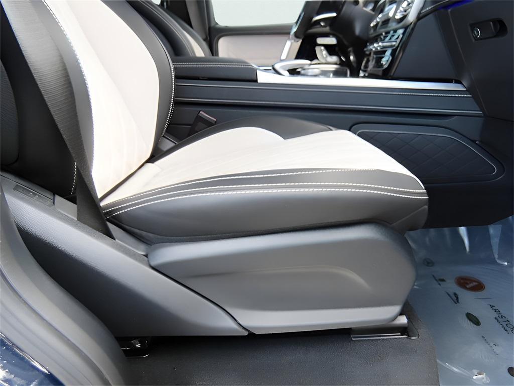 used 2022 Mercedes-Benz AMG G 63 car, priced at $173,990