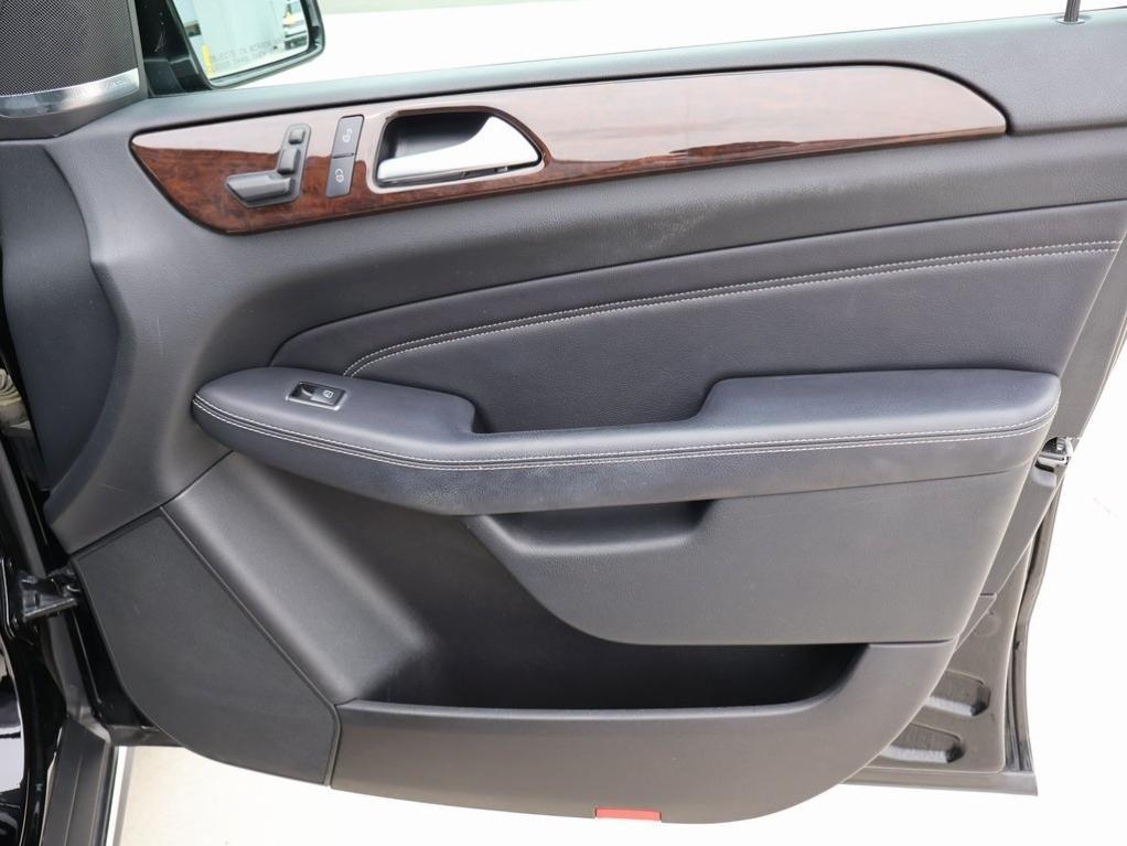 used 2013 Mercedes-Benz M-Class car, priced at $15,490