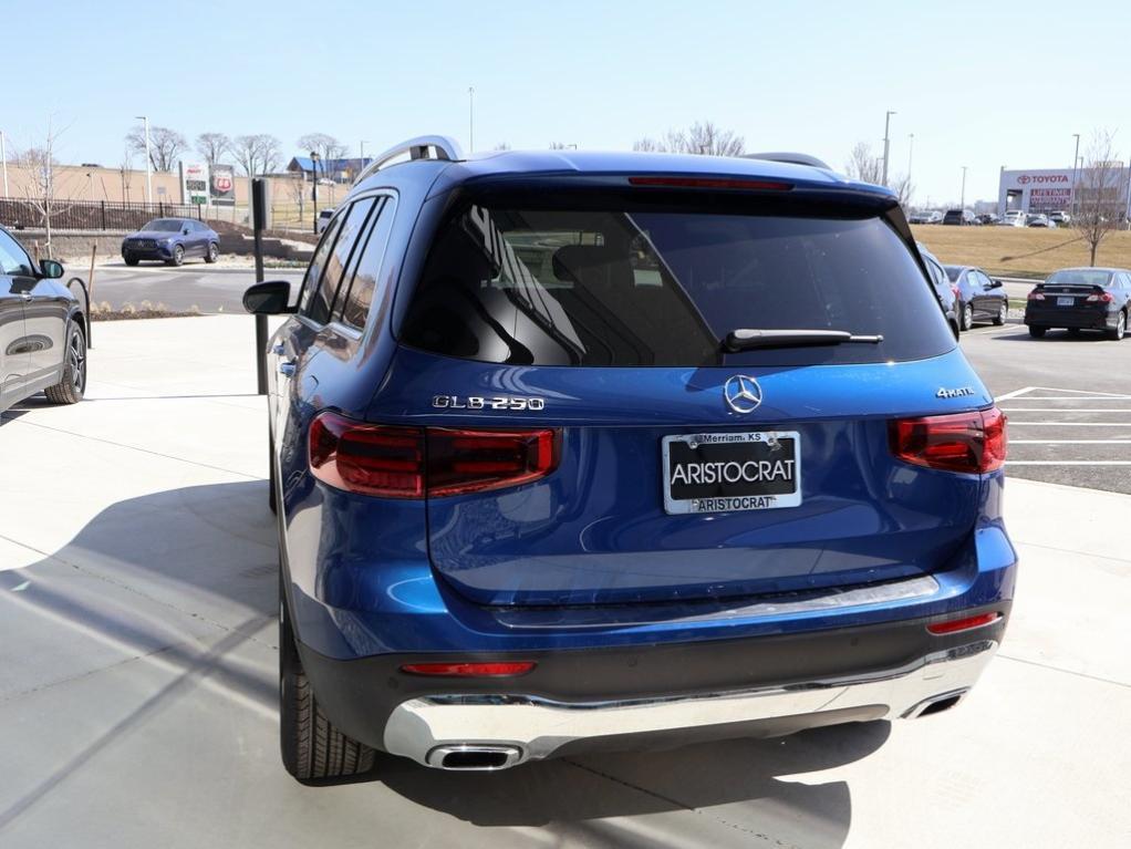 new 2025 Mercedes-Benz GLB 250 car, priced at $54,240