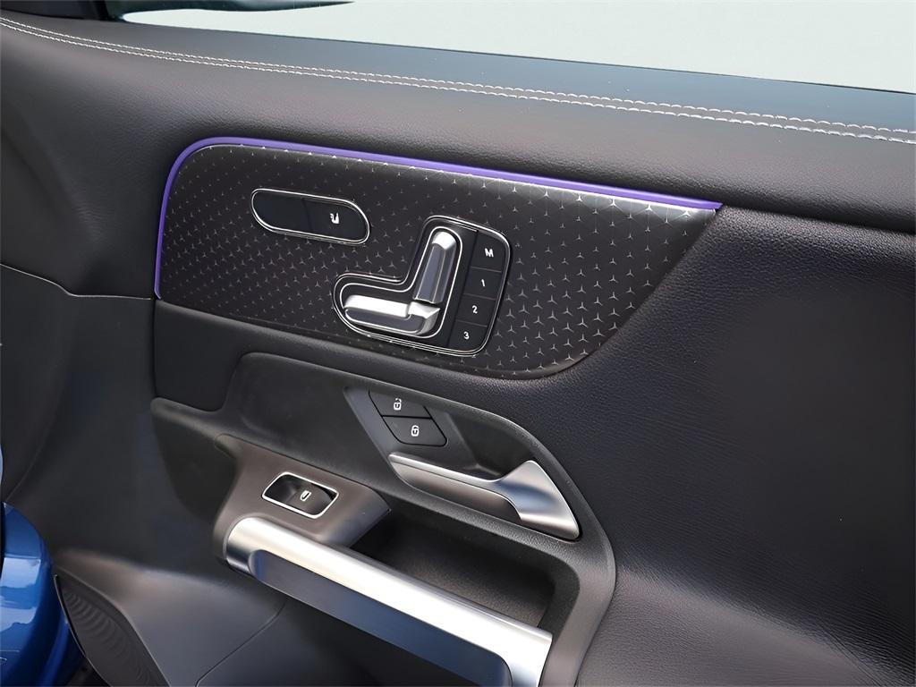 new 2025 Mercedes-Benz GLB 250 car, priced at $54,240