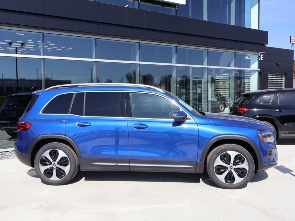 new 2025 Mercedes-Benz GLB 250 car, priced at $54,240
