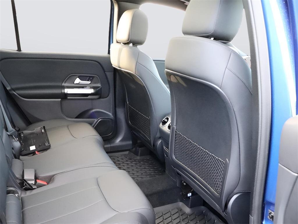 new 2025 Mercedes-Benz GLB 250 car, priced at $54,240