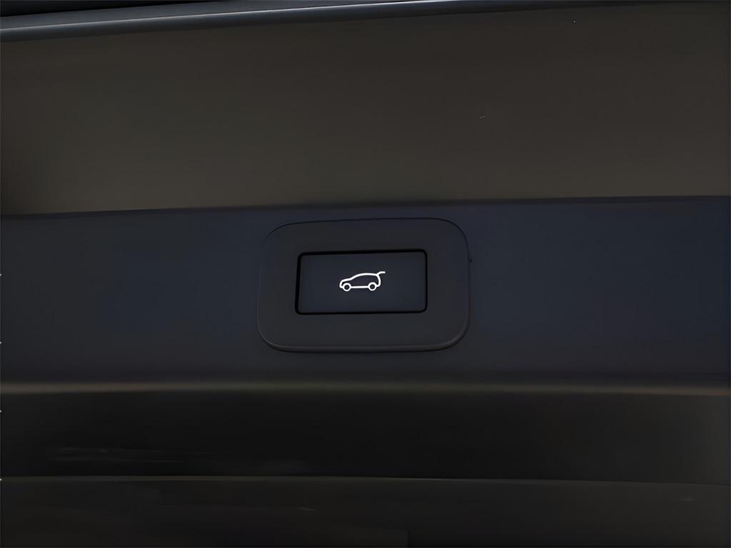 new 2025 Land Rover Range Rover Sport car, priced at $187,725