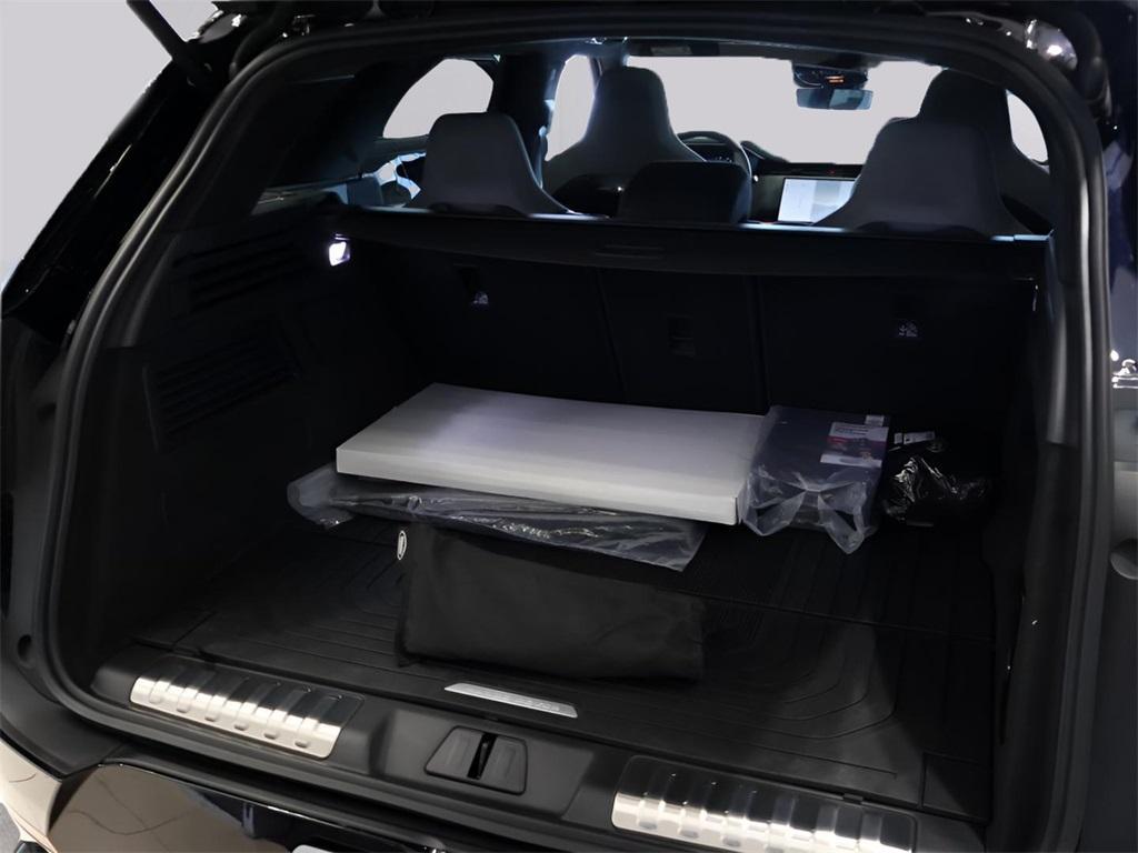 new 2025 Land Rover Range Rover Sport car, priced at $187,725