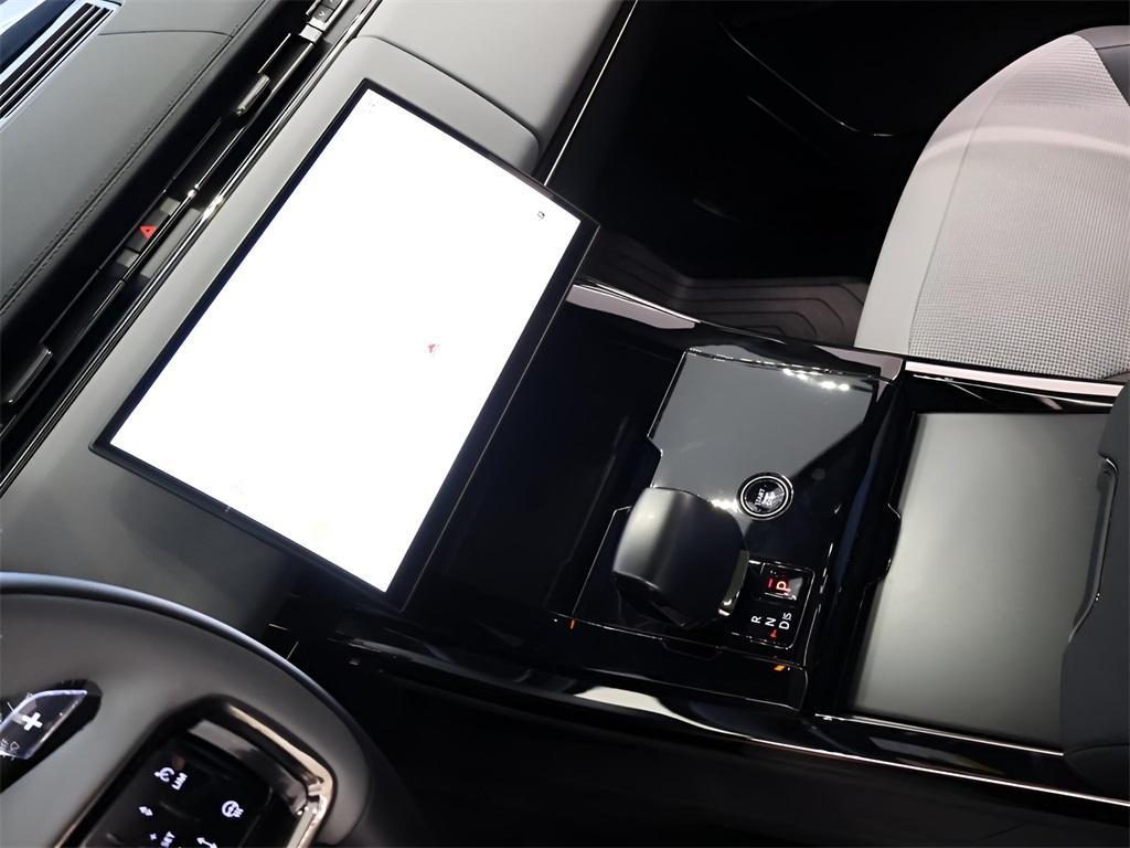 new 2025 Land Rover Range Rover Sport car, priced at $187,725