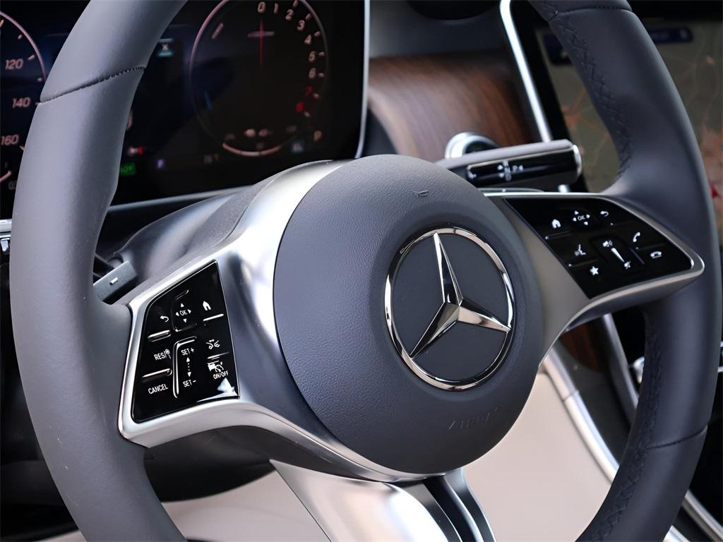 new 2025 Mercedes-Benz GLC 350e car, priced at $64,165