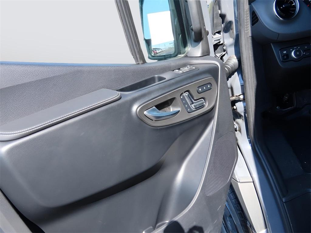 new 2025 Mercedes-Benz Sprinter 2500 car, priced at $77,739