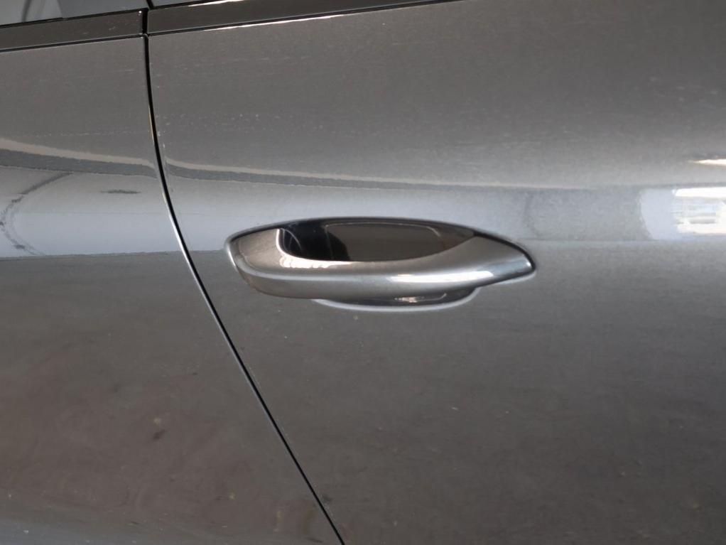 used 2022 Porsche Macan car, priced at $64,577