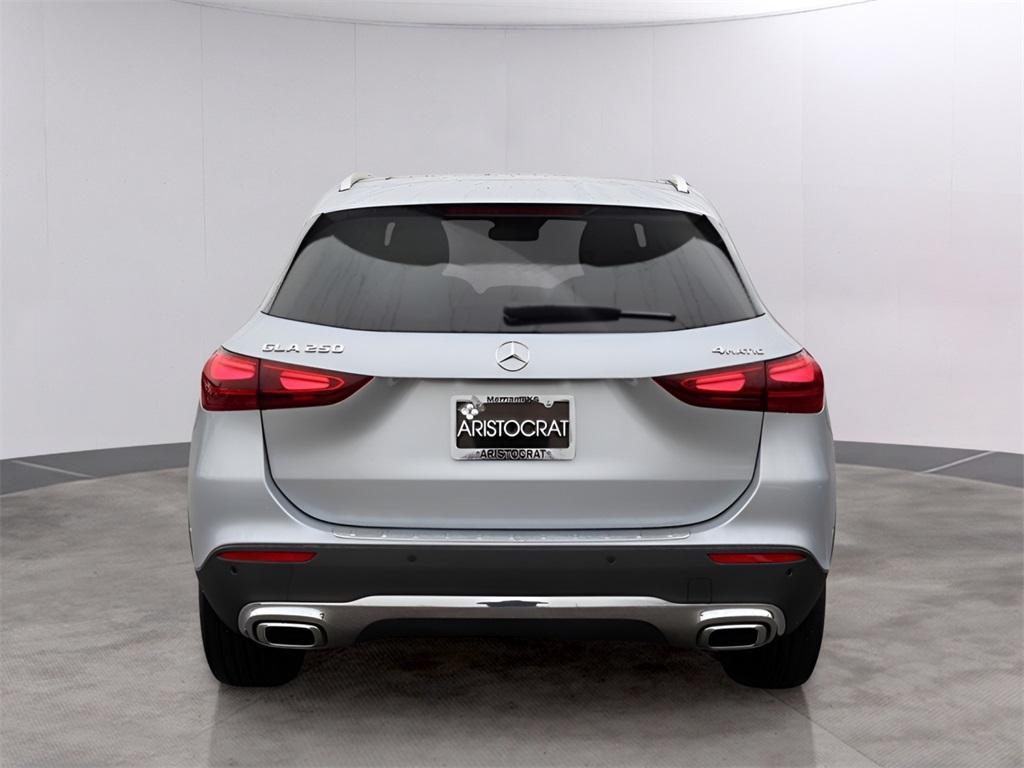 new 2025 Mercedes-Benz GLA 250 car, priced at $53,250