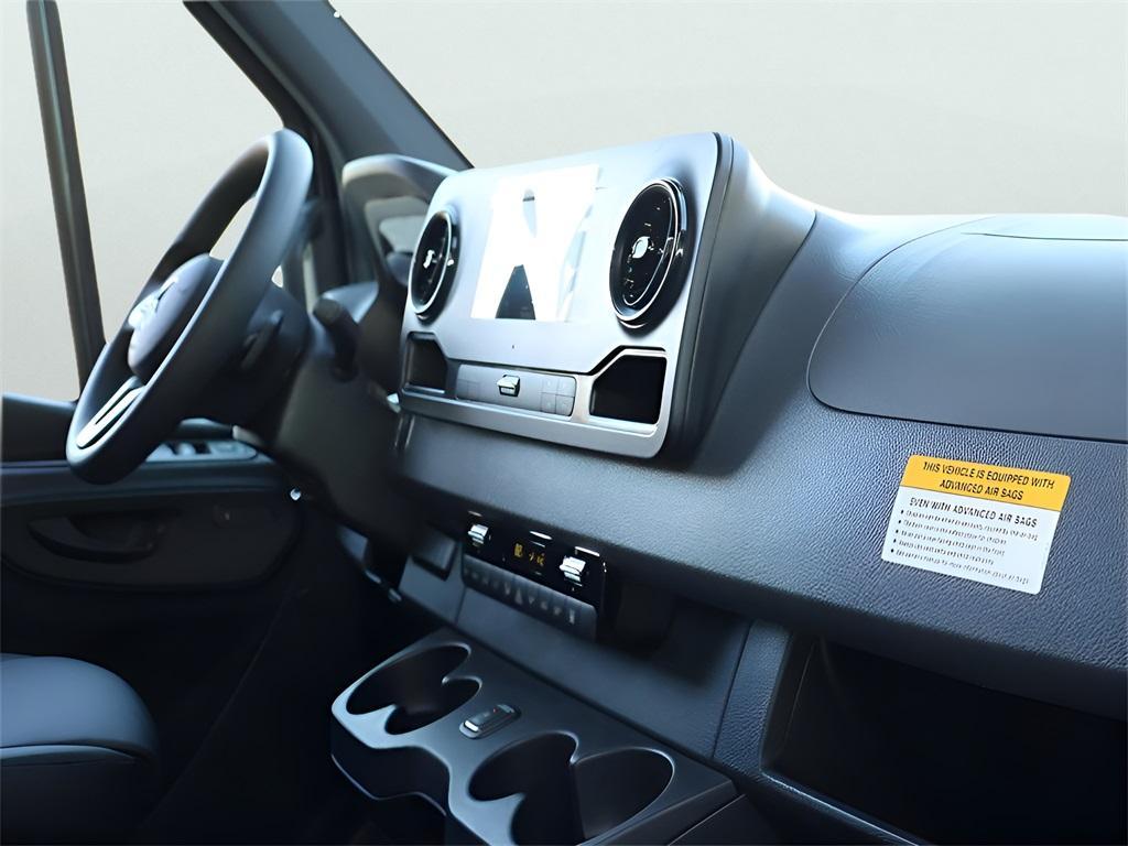 new 2024 Mercedes-Benz Sprinter 2500 car, priced at $76,633