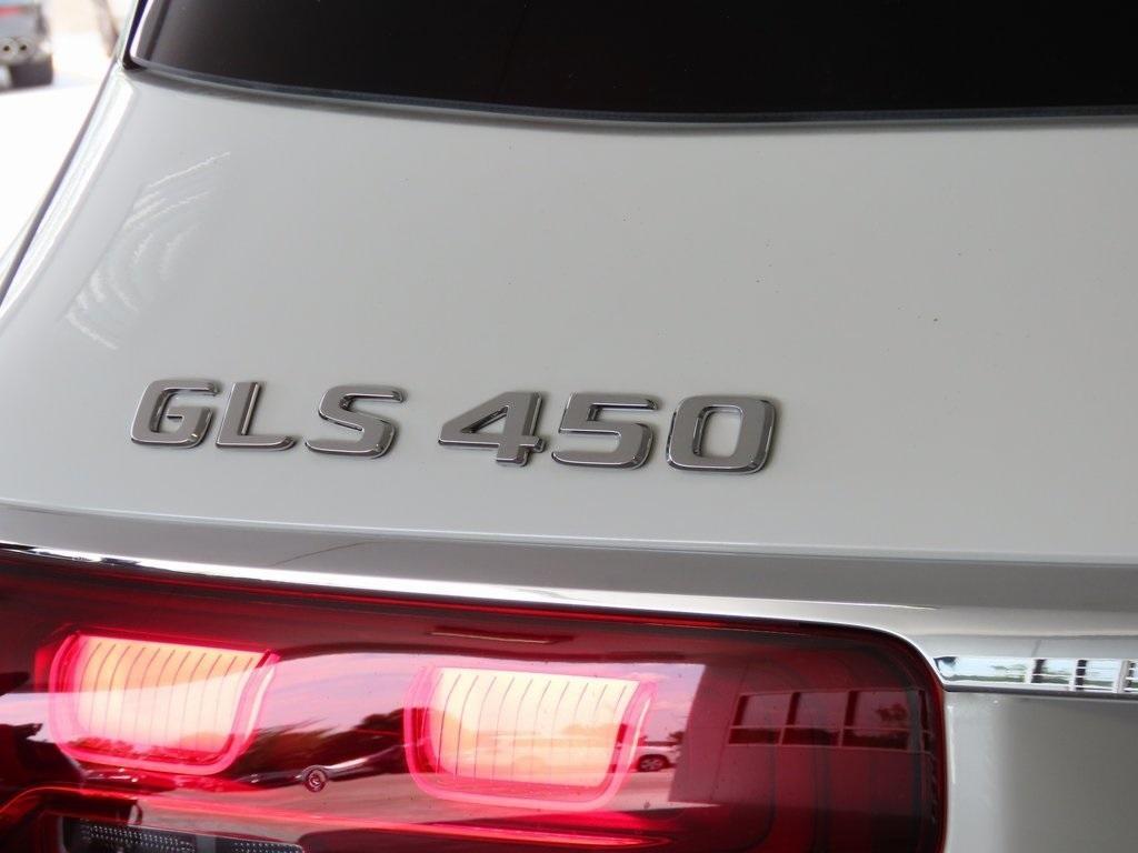 new 2025 Mercedes-Benz GLS 450 car, priced at $103,900