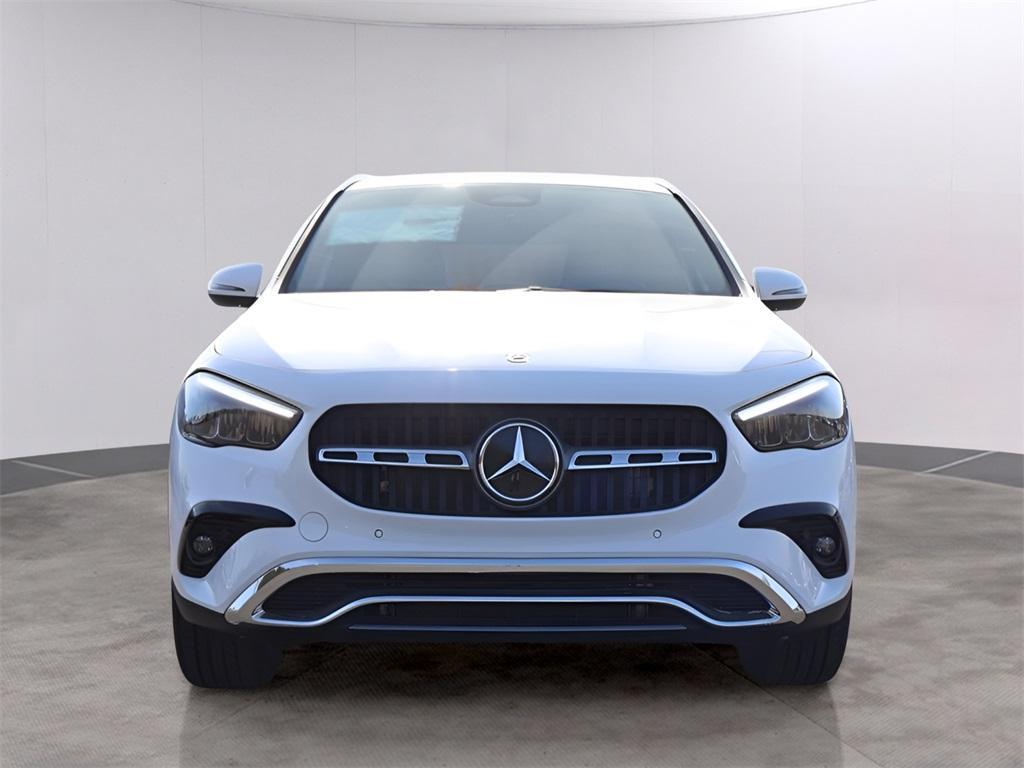 new 2025 Mercedes-Benz GLA 250 car, priced at $47,295